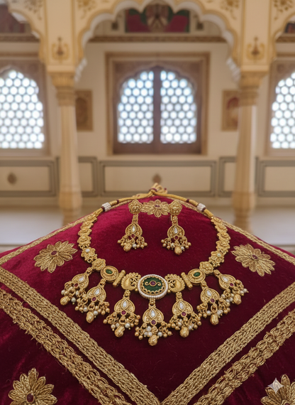 Samira Antique Royal Necklace